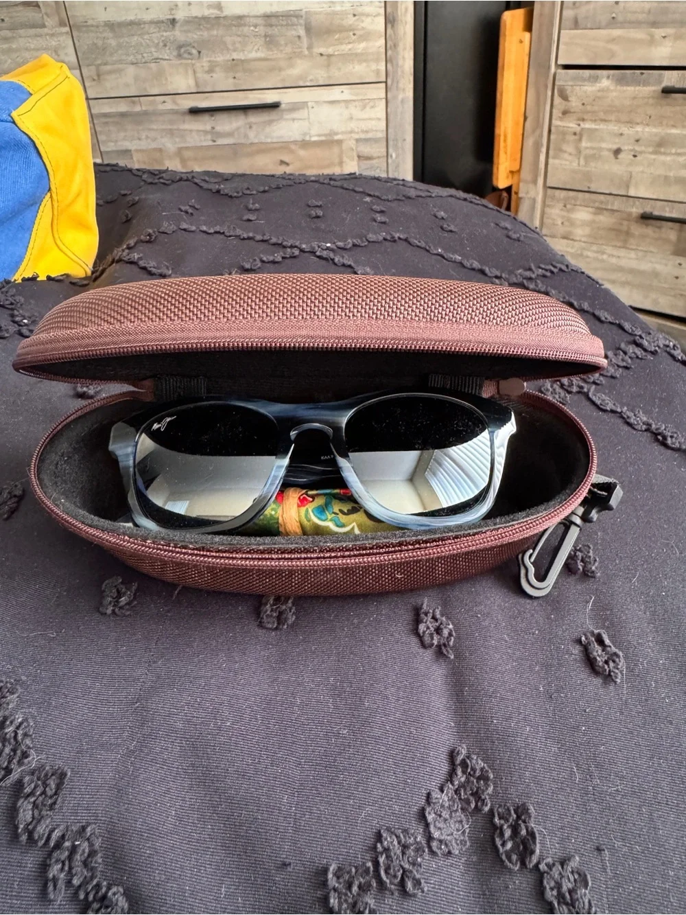 Maui Jim Black Gradient Lens Sunglasses with Brown Case